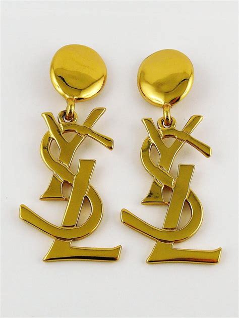 ysl ohrhänger|YSL earrings.